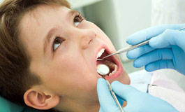 کشیدن دندان لق کودک